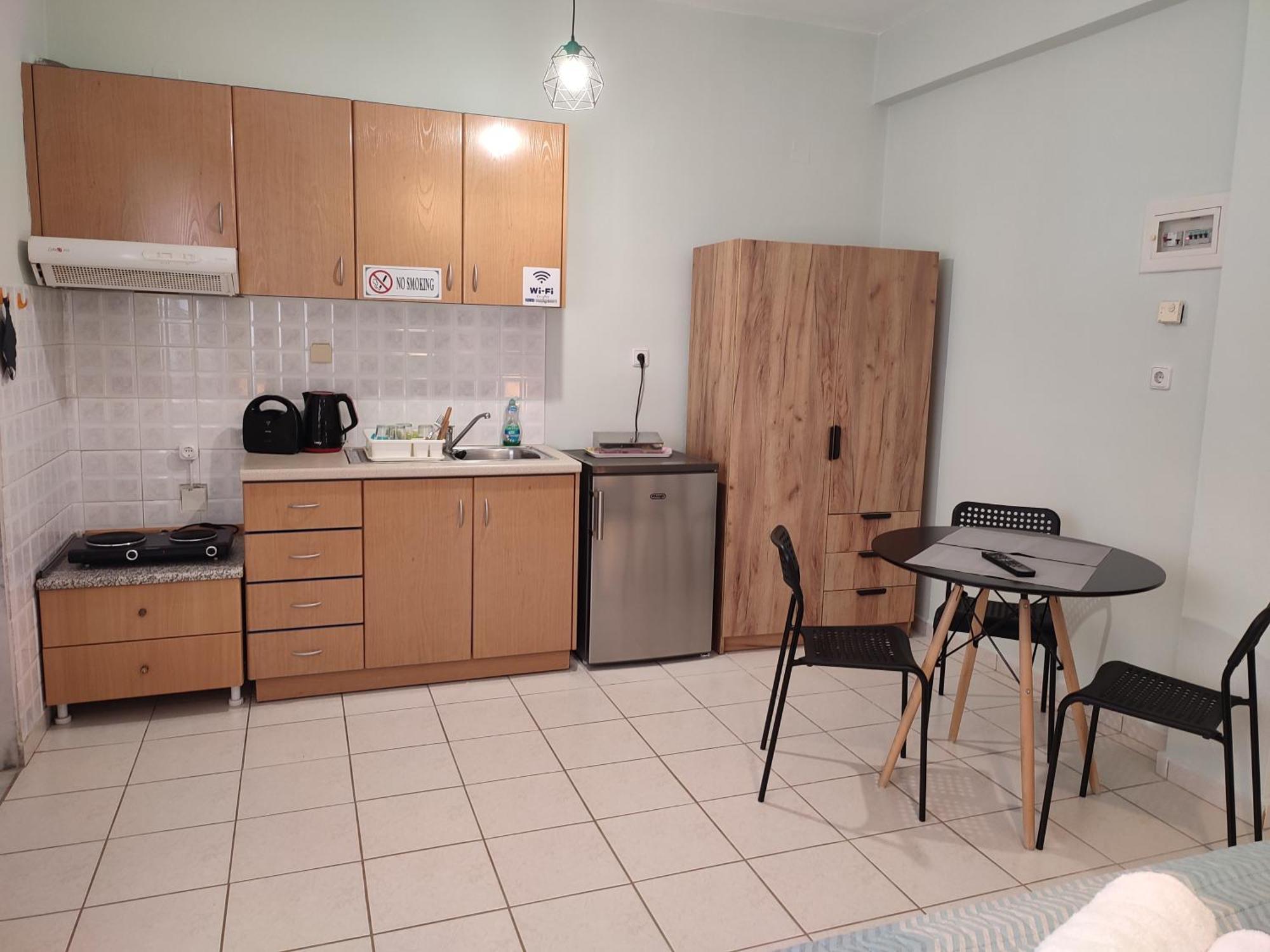 Kiki'S Cosy Apartments Néa Khilí エクステリア 写真